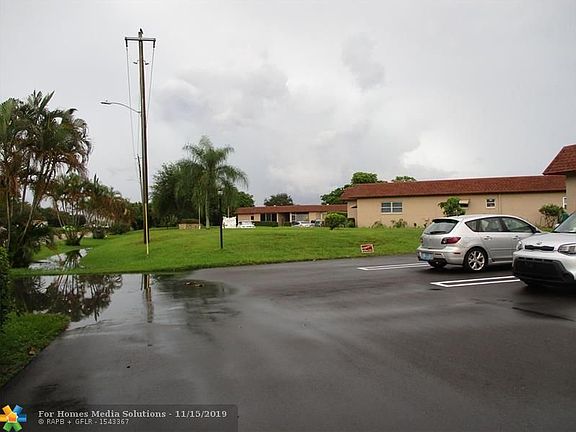 5th image of 1920 Palmland Dr APT D