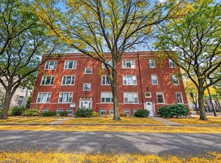 3402 W Medill Ave #1, Chicago, IL 60647