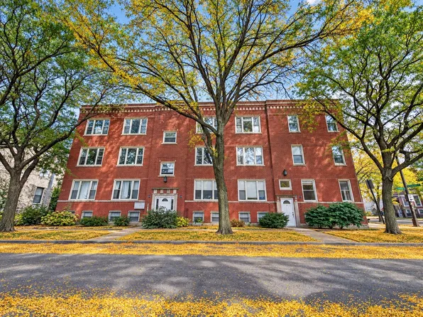 3402 W Medill Ave #1, Chicago, IL 60647
