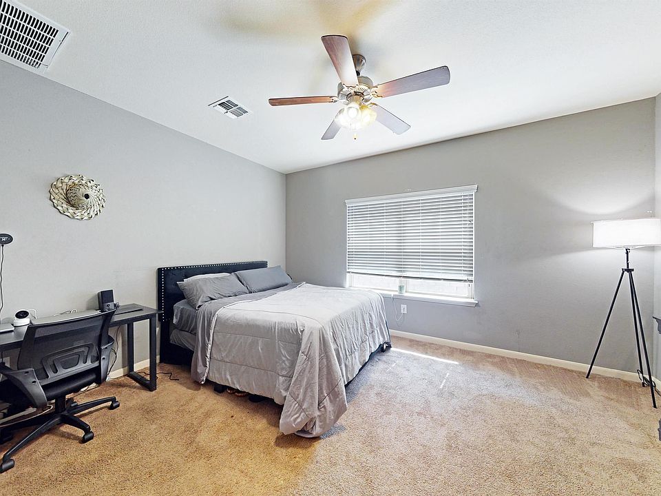 1st image of 801 Hollow Trail Ct #1A-779989