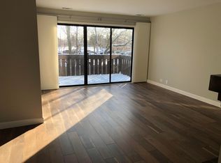 4800 Kimball Hill Dr #3A1, Rolling Meadows, IL