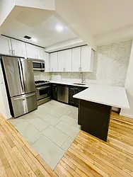 698 10th Avenue, #2B