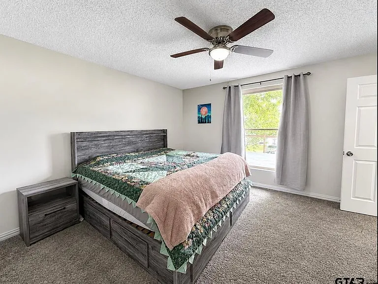 22733 Creekwood Dr — Photo 9