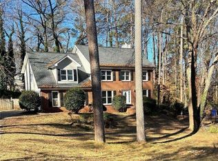 423 Orchards Walk, Stone Mountain, GA 30087