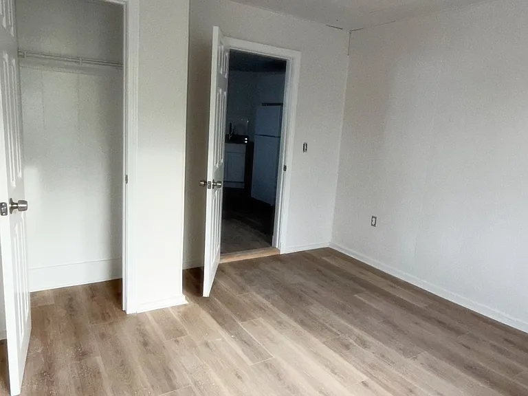193 Smith St #3-1-2 — Photo 2