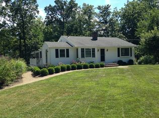 33 Peachtree Rd, Basking Ridge, NJ 07920