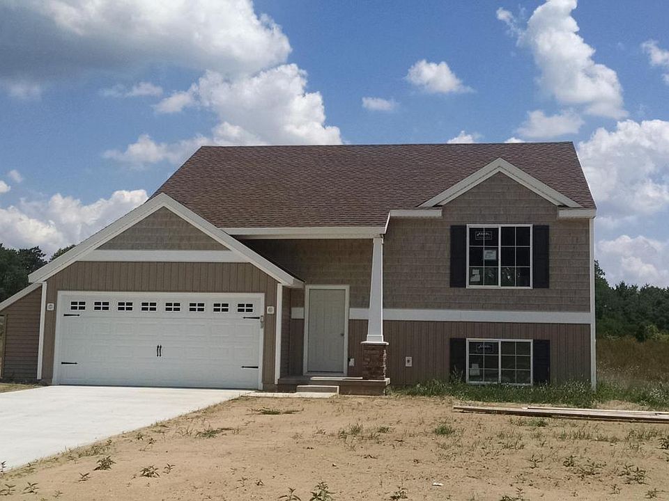 1st image of 2574 Foxglove Dr