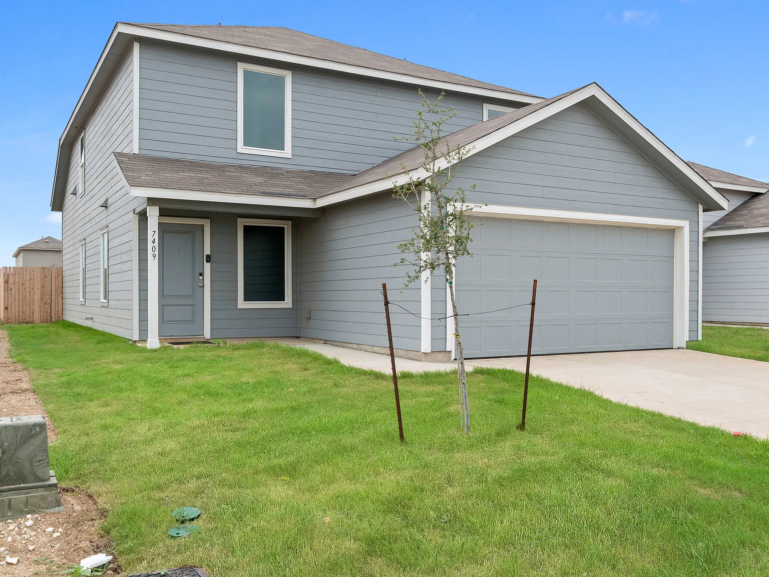 4 bed, 1867 sqft, $1,795 — Photo 2