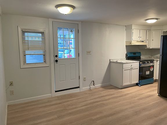 Living Room - Kitchen