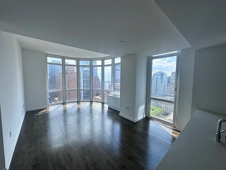 309 Gold St #AIR35A — Photo 1
