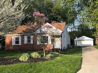 5826 Glasgow Rd, Sylvania, OH 43560