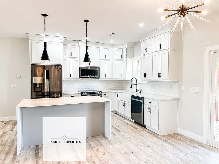 27 Carriage Dr — Photo 6