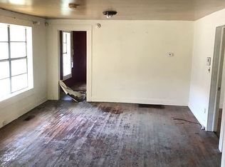 406 58th St, Fairfield, AL 35064