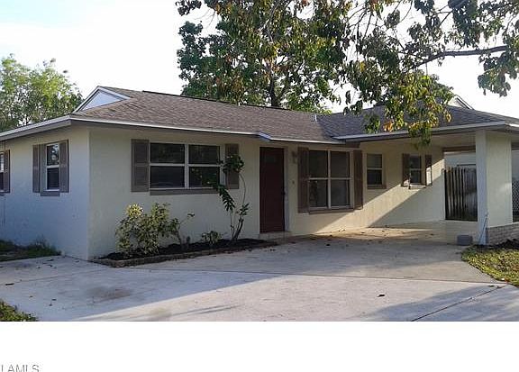 3rd image of 1752 South Dr