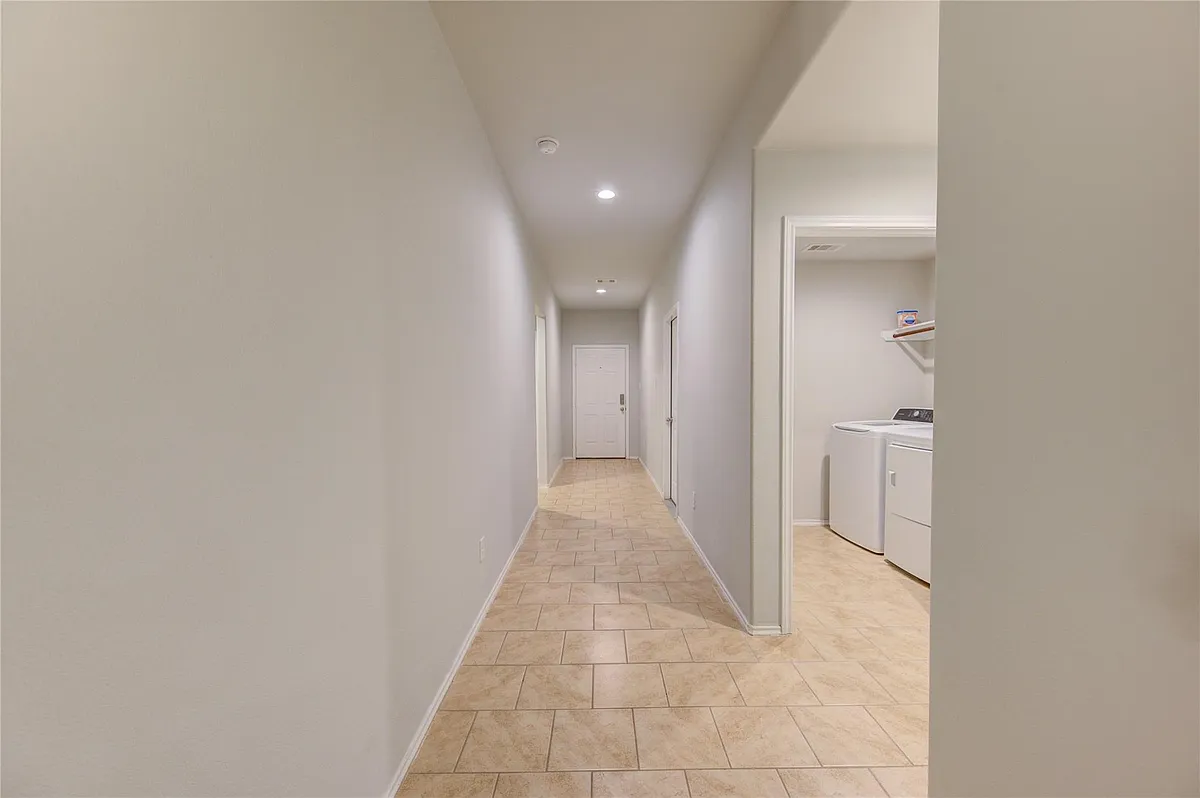 Building Photo - 23627 Eldarica Pine Ct