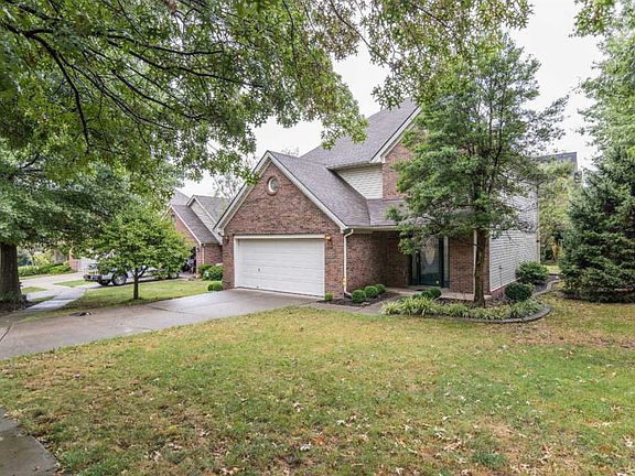 3rd image of 601 Scotch Pine Cir
