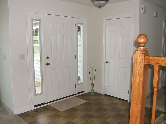 Ceramic Tile Foyer