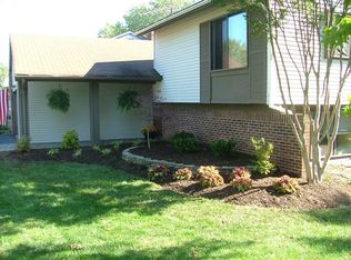 130 Wrightwood Pl, Sterling, VA 20164