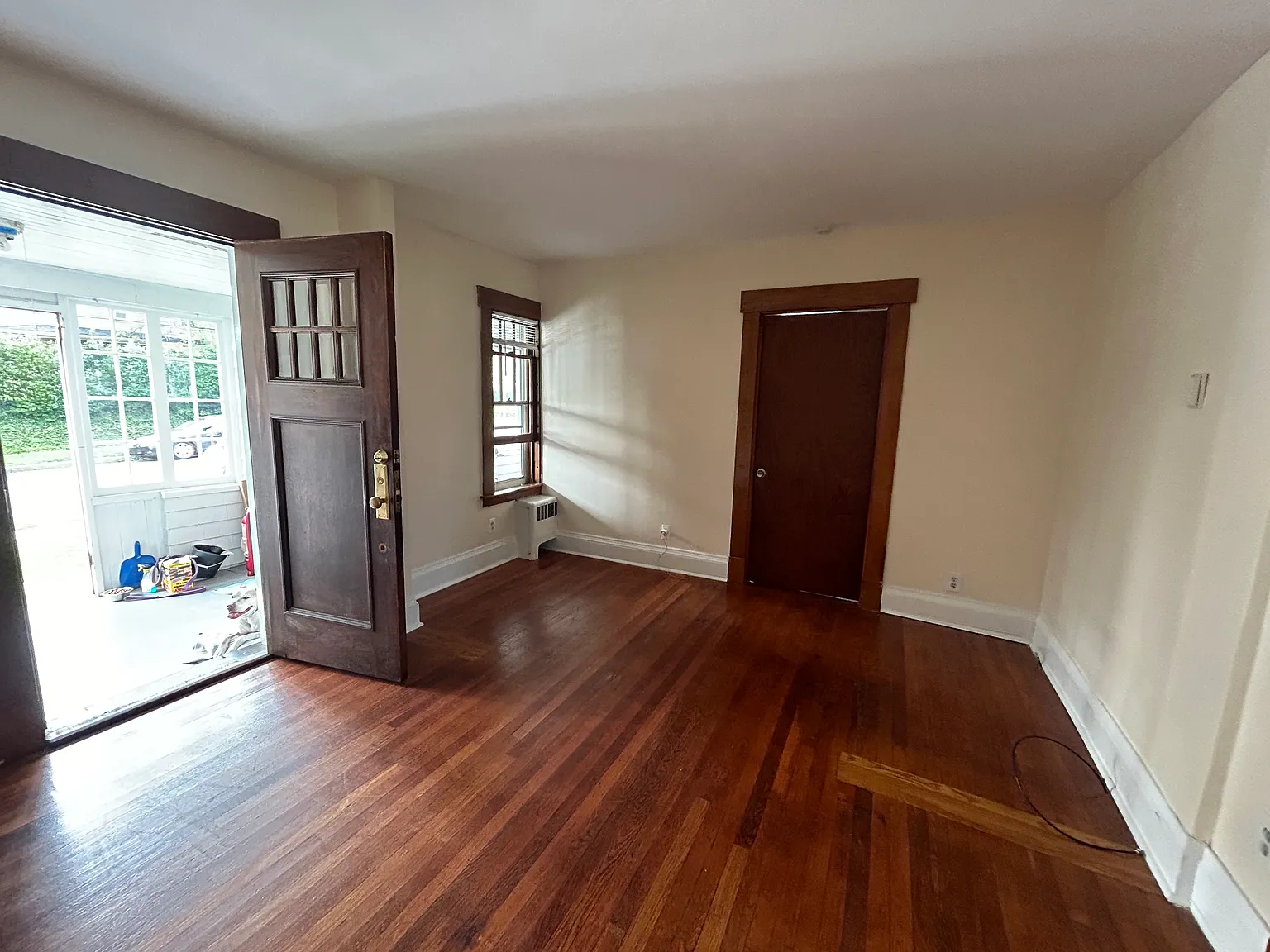 2 bed, 800 sqft, $1,700 — Photo 2