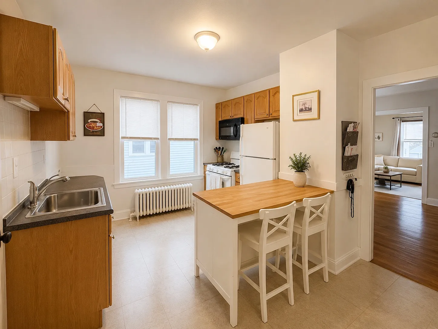 52 Maplewood Ave — Photo 1