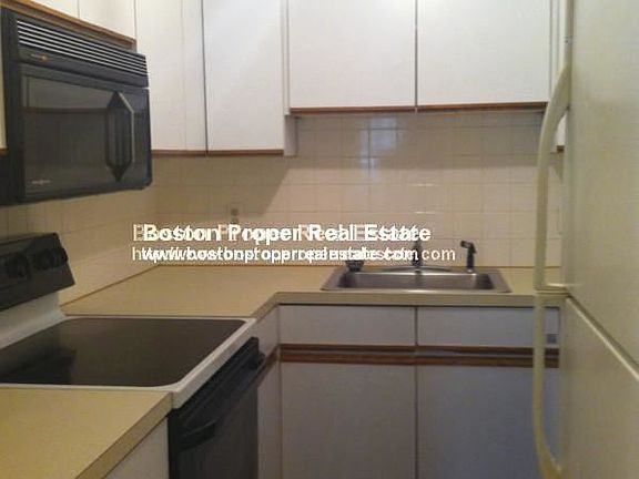 477 Beacon St. #1 Boston - Back Bay Unit Photo 5