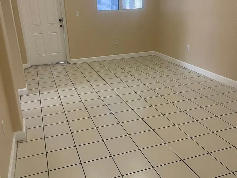 2903 SE 17th Ave #211 — Photo 8