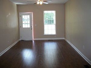5th image of 1612 Clayton Ave