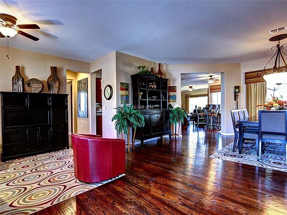 5th image of 1843 June Lake Dr