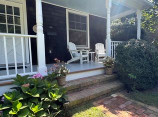 98 Wooley St, Southampton, NY 11968
