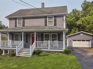 19 Poplar St, Warwick, NY 10990