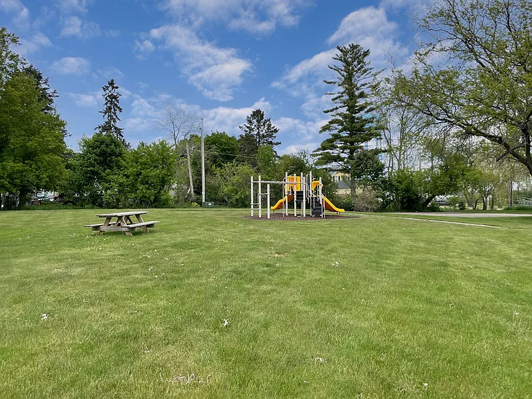 334 Tyrrell Ct #1 — Photo 12