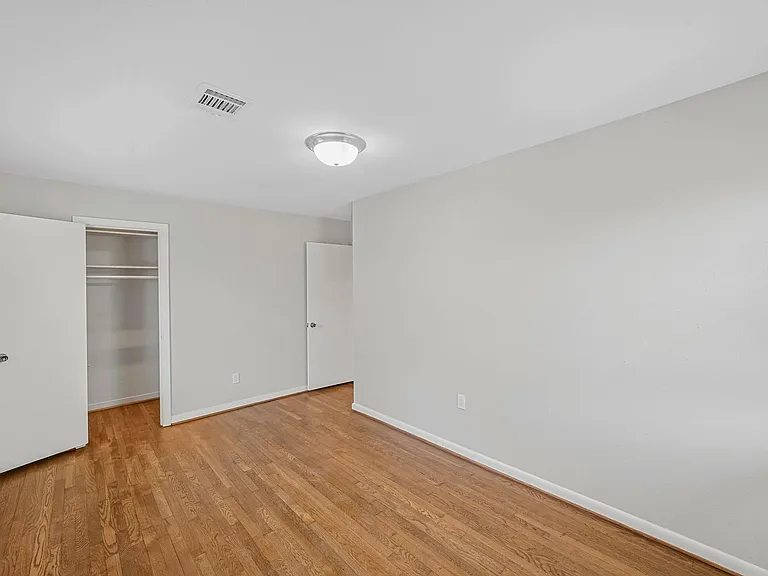 9514 Vilven Ln — Photo 16
