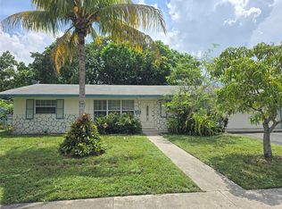 4360 NW 4th St, Plantation, FL 33317