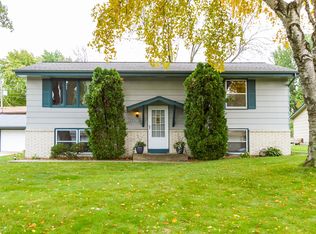 11551 97th Pl N, Maple Grove, MN 55369