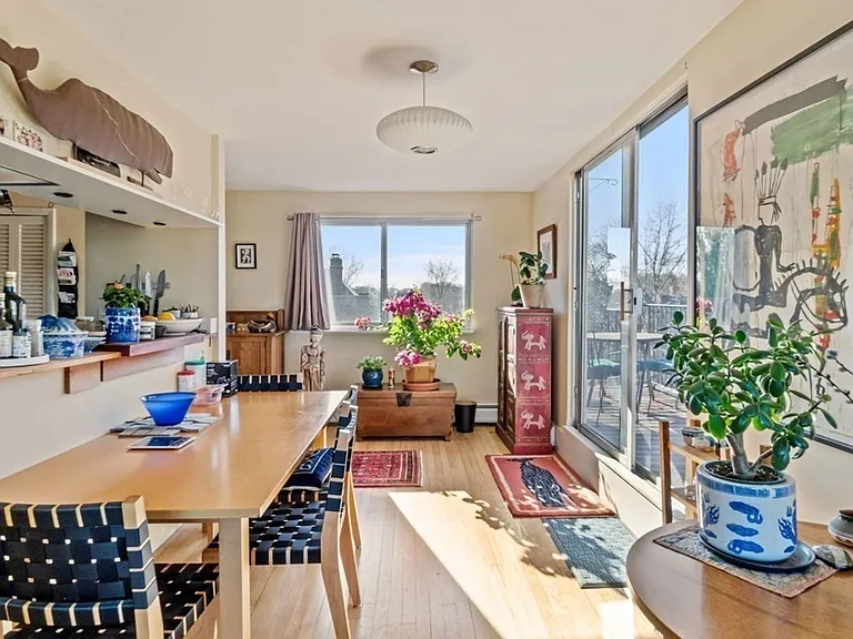 76 Garfield St #9 — Photo 9