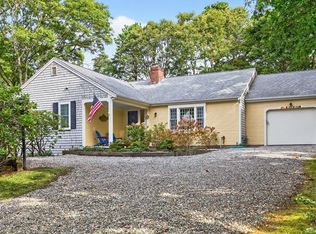 98 Bay Ln, Barnstable, MA 02630