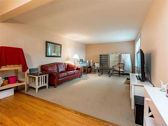 4th image of 212-12 73rd Ave APT 4E