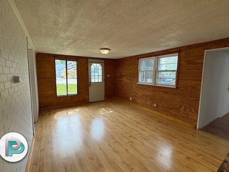 5288 Shore Dr — Photo 6
