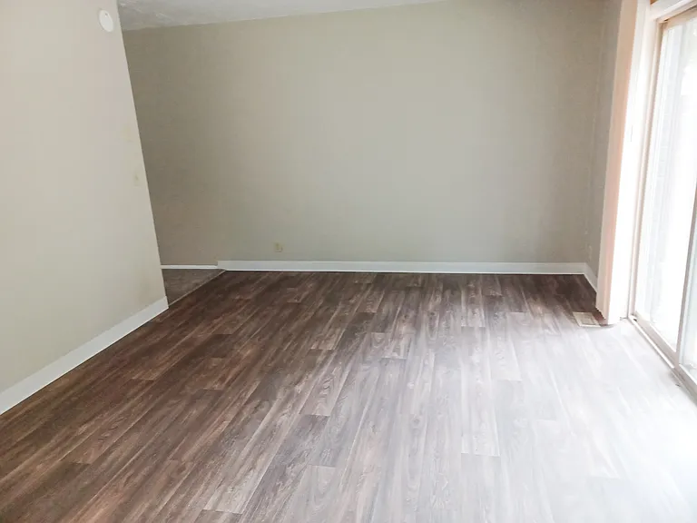 Magnolia Apartments — Photo 20