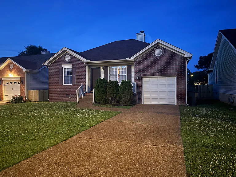 2762 Riverbend Dr — Photo 7