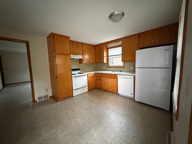 8653 Rosewood Ave NW #3 — Photo 12