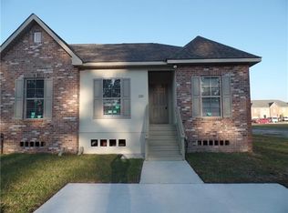 225 Bella Sera Ln, Slidell, LA 70461