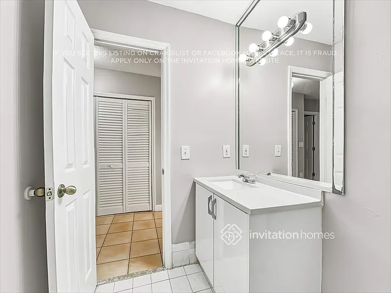 13248 NW 10th St — Photo 5