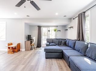 272 Denver St, Springfield, MA 01109