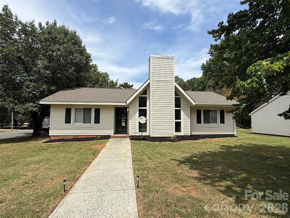 1st image of 2530 Dion Ave
