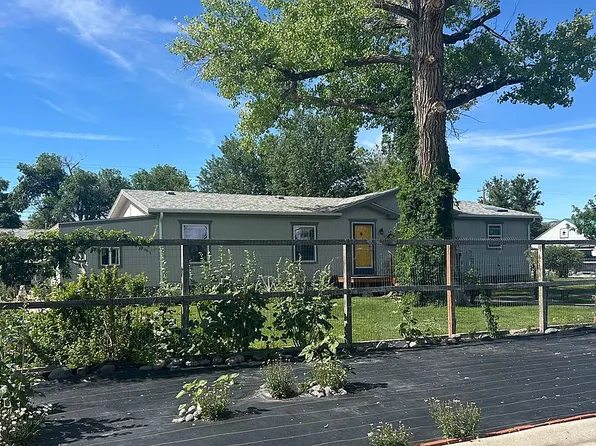 151 Fremont St, Thermopolis, WY 82443
