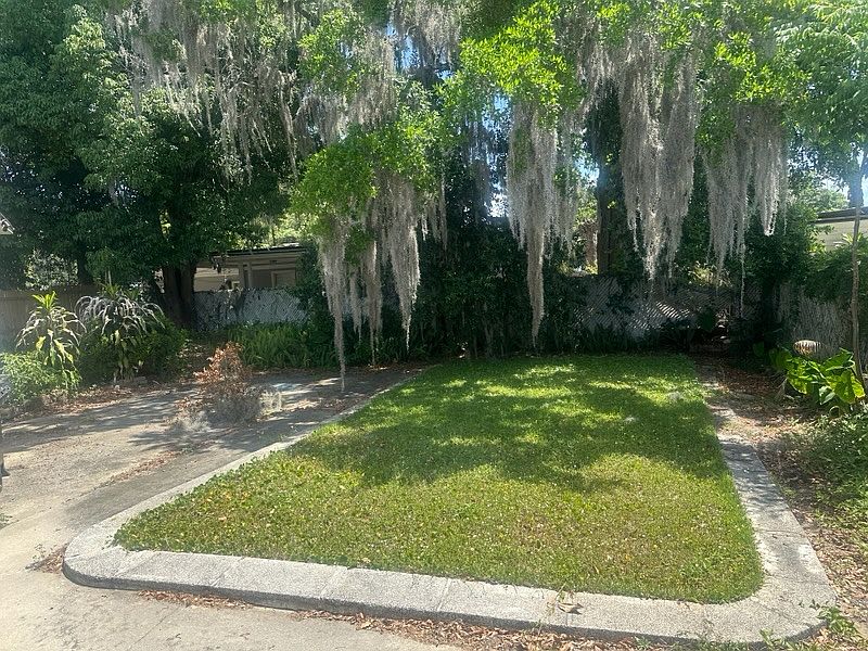 1st image of 5330 Oak Forest Dr