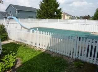 305 North St, Washington, IL 61571