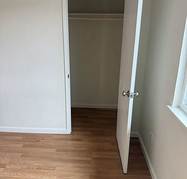 721 Western Ave #15 — Photo 3
