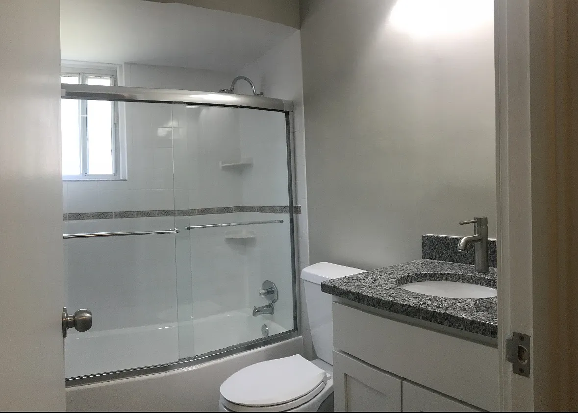 2 bed, 880 sqft, $1,500 — Photo 4